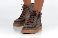 Brown Jersey BILLY Street High Tops -Footwear Store BK21310 200 studio standing 2 940x614 e48606ca 73f9 4181 9f94 e76b8b4862ba