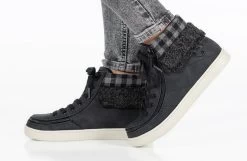 Women's Black/Charcoal BILLY Cuffs -Footwear Store BW22341 003 studio standing 1 940x614 76ffe893 de22 4b16 ba4f b6db6f4a1c6d